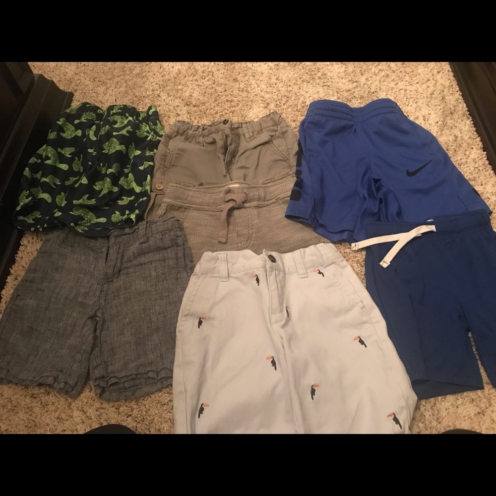 Boys shorts 3-6